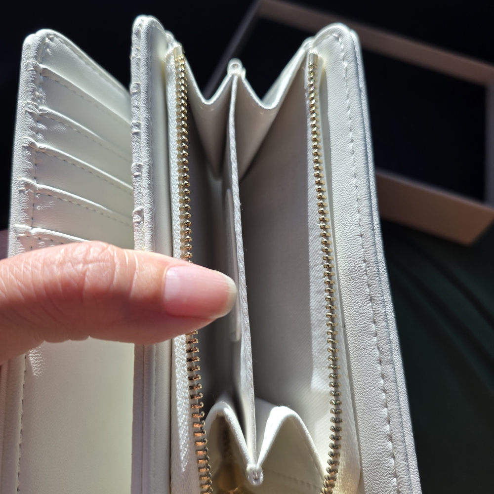 Twin-Set White Leather Wallet - Picture 5 of 8